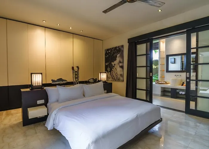 Exquisite 4bd Luxury In The Heart Of Berawa Villa *