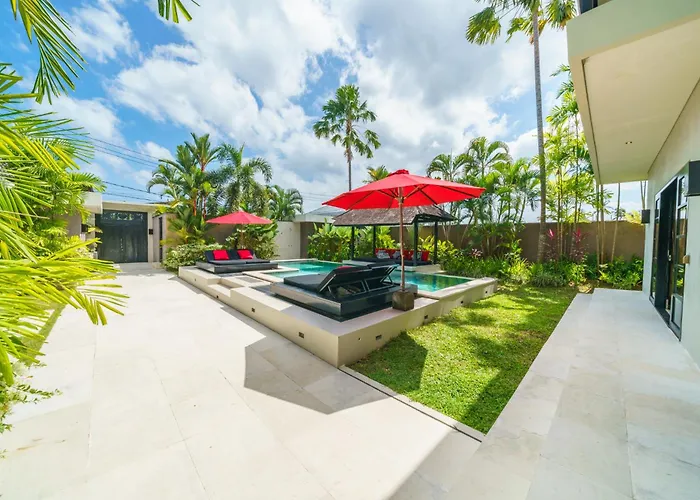 Exquisite 4bd Luxury In The Heart Of Berawa Villa Canggu (Bali)