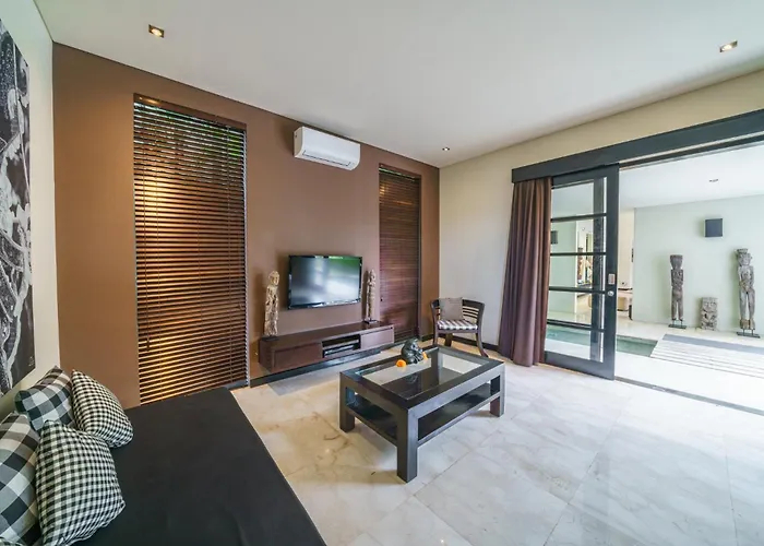Exquisite 4bd Luxury In The Heart Of Berawa *