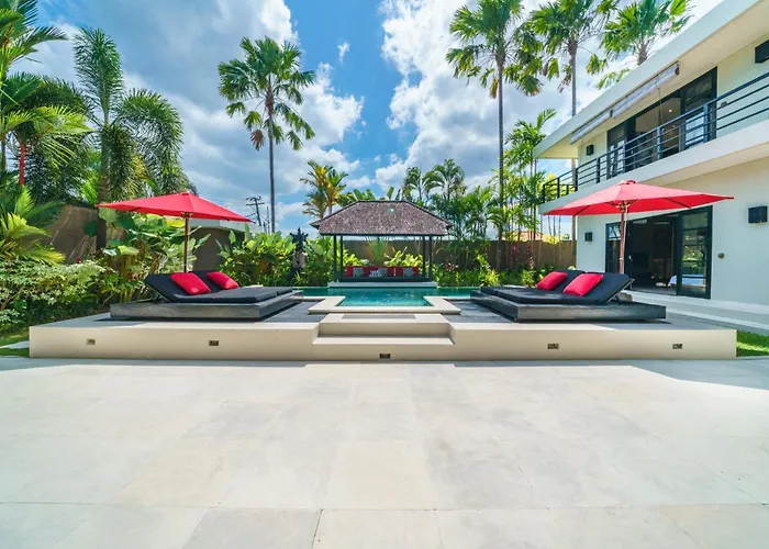Exquisite 4bd Luxury In The Heart Of Berawa