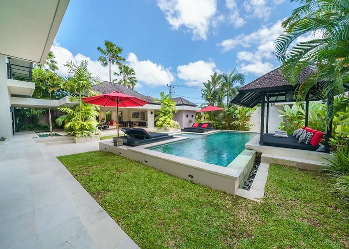 Exquisite 4bd Luxury In The Heart Of Berawa * Canggu (Bali)